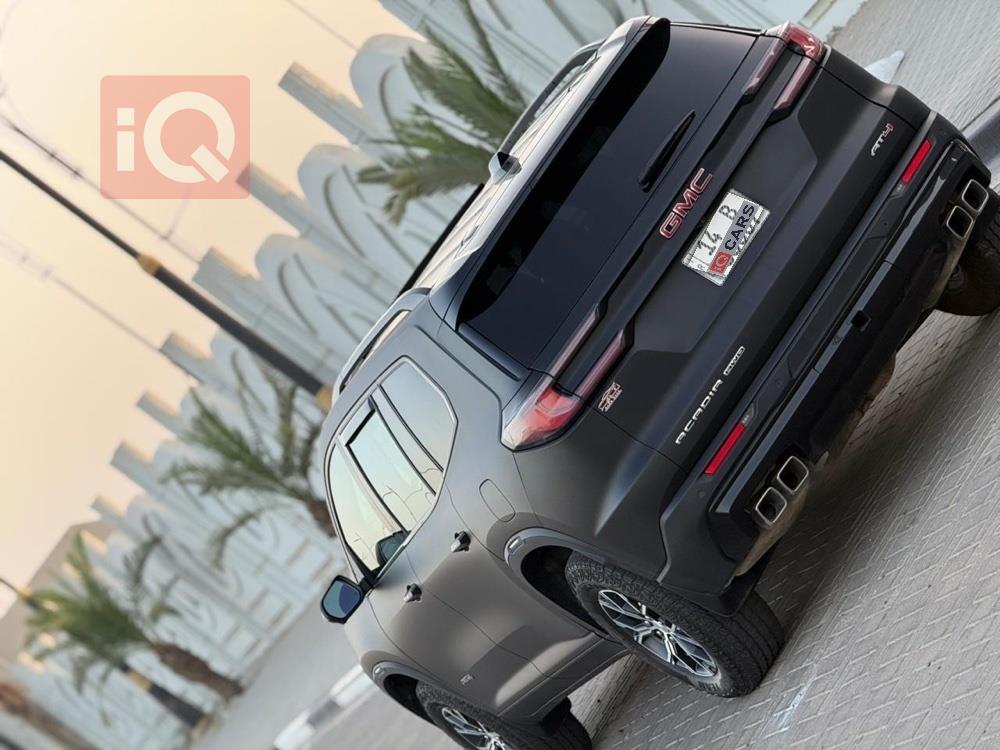 GMC Acadia